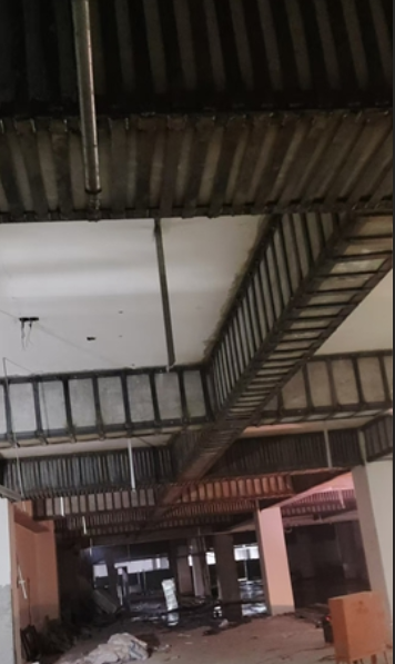 板底新增梁青青草在线播放